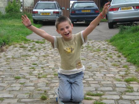 30 juin j'ai 9 ans!...
