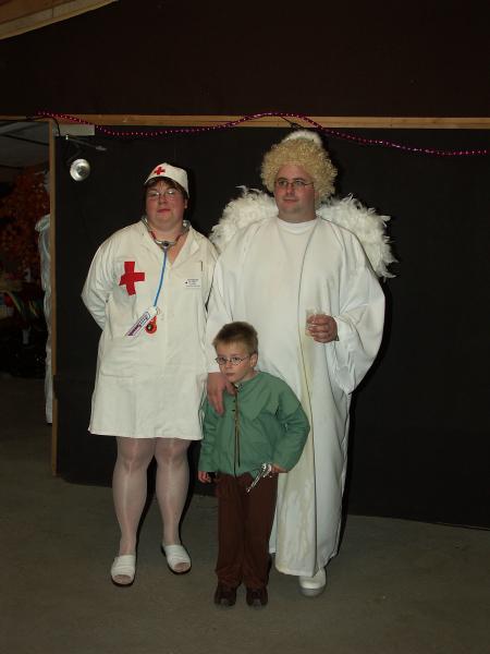 mon ange, et il est pris en flagran délit de boire tout seul.