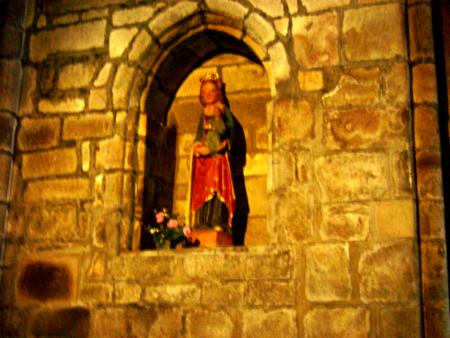 Statue de la VIERGE