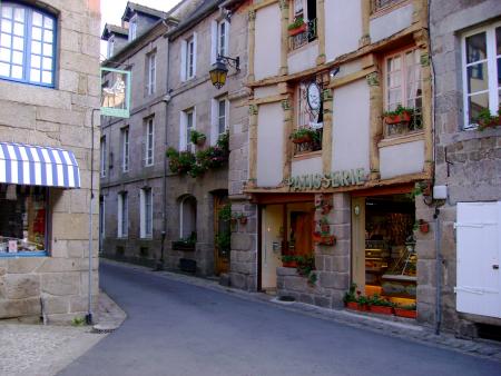 maison ancienne .