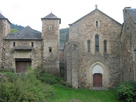 toujours l'abbaye de Bonneconte, église et une partie des bâtiments