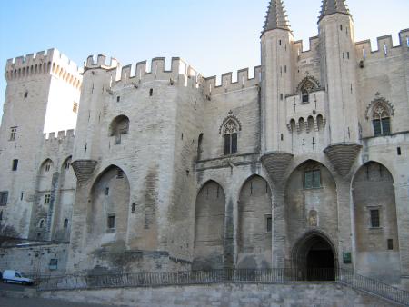 entrée du Palais des Papes